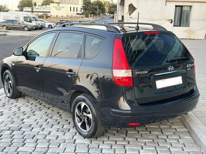 Hyundai i30 2009, 308,000 km - 1.4 l - Bakı