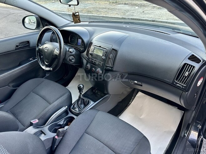 Hyundai i30 2009, 308,000 km - 1.4 l - Bakı