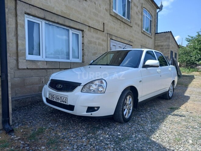 LADA (VAZ) Priora 2015, 76,000 km - 1.6 l - Quba
