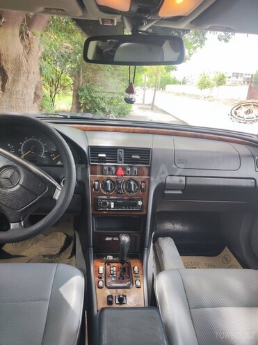 Mercedes C 230 1999, 297,682 km - 2.3 l - Gəncə