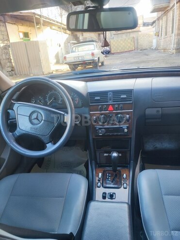 Mercedes C 230 1999, 297,682 km - 2.3 l - Gəncə