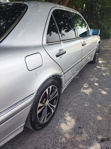 Mercedes C 230 1999, 297,682 km - 2.3 l - Gəncə