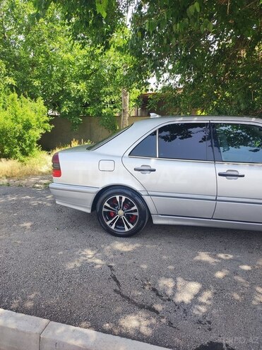 Mercedes C 230 1999, 297,682 km - 2.3 l - Gəncə
