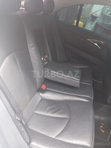 Mercedes E 320 2004, 285,000 km - 3.2 l - Bakı