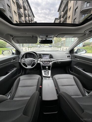 Hyundai Elantra 2018, 145,292 km - 2.0 л - Bakı