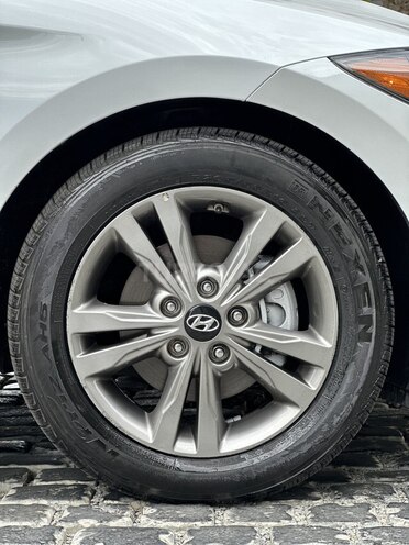 Hyundai Elantra 2018, 145,292 km - 2.0 л - Bakı