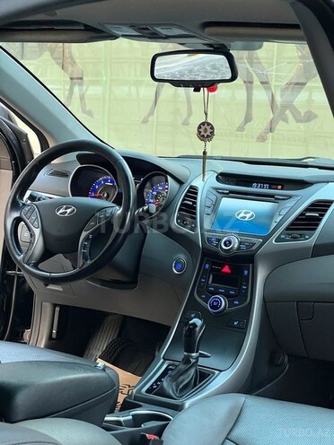 Hyundai Elantra 2014, 175,418 km - 1.8 l - Bakı