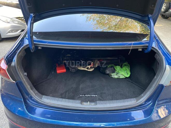 Hyundai Elantra 2016, 147,638 km - 2.0 l - Bakı