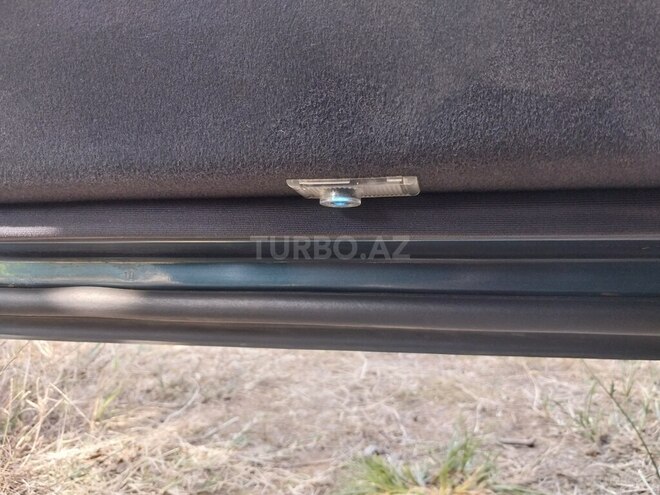 Mercedes E 240 1999, 331,000 km - 2.4 л - Bakı