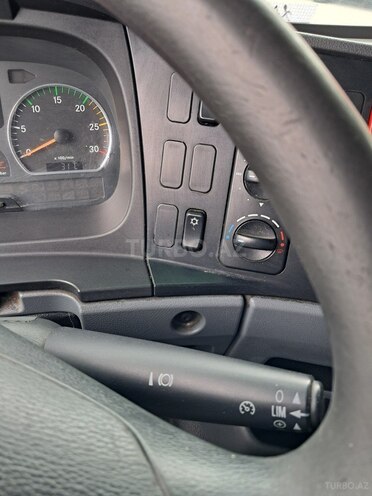 Mercedes Atego 818 2011, 322,000 km - 4.3 л - Bakı