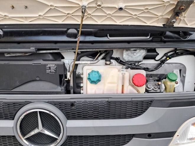 Mercedes Atego 818 2011, 322,000 km - 4.3 л - Bakı