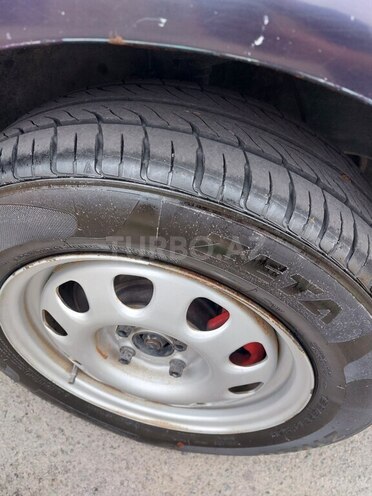 Volkswagen Golf 1996, 167,000 km - 1.8 l - Qazax