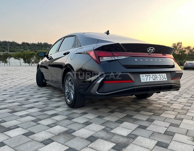 Hyundai Elantra 2024, 9,000 km - 2.0 l - Bakı