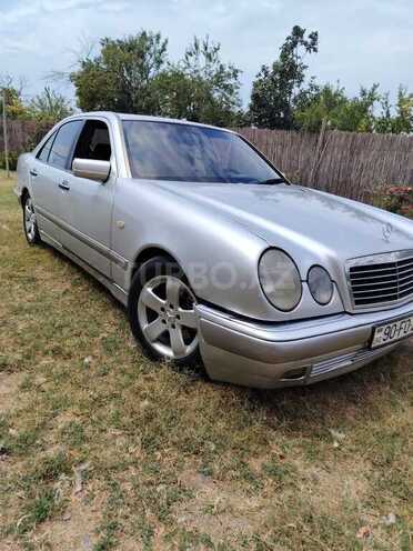 Mercedes E 230 1996, 590,327 km - 2.3 л - Bakı