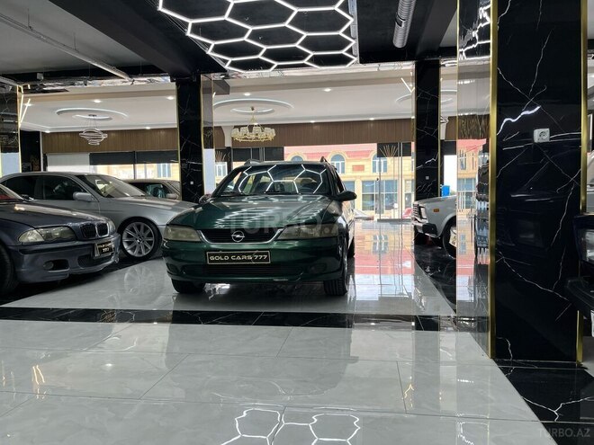Opel Vectra 1997, 299,351 km - 2.0 l - Sumqayıt
