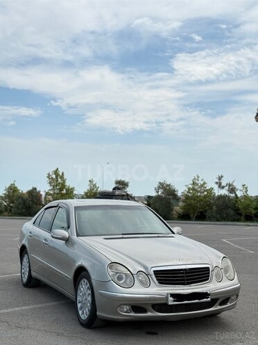 Mercedes E 220 2002, 311,000 km - 2.2 l - Bakı