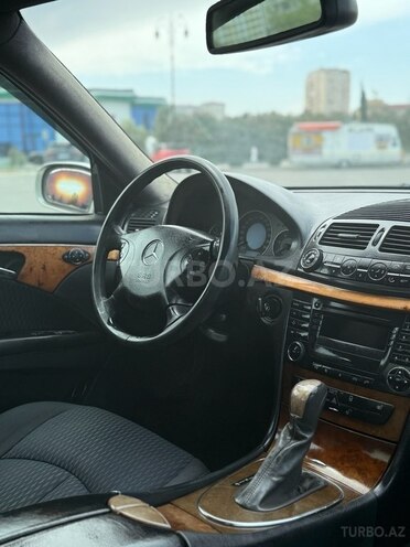 Mercedes E 220 2002, 311,000 km - 2.2 l - Bakı