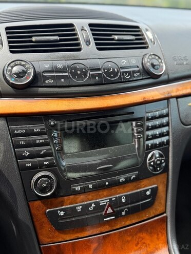 Mercedes E 220 2002, 311,000 km - 2.2 l - Bakı