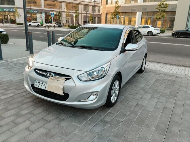 Hyundai Accent 2017, 88,000 km - 1.4 l - Bakı