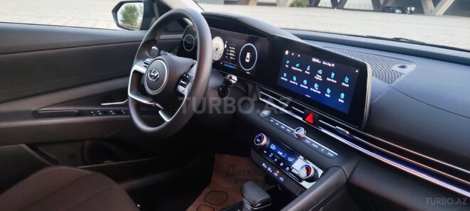 Hyundai Elantra 2024, 9,000 km - 2.0 l - Bakı