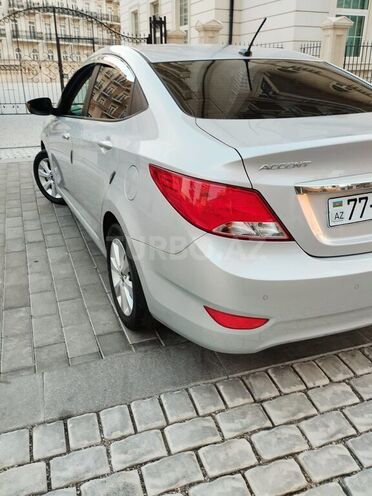 Hyundai Accent 2017, 88,000 km - 1.4 l - Bakı