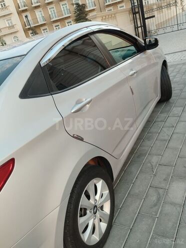 Hyundai Accent 2017, 88,000 km - 1.4 l - Bakı