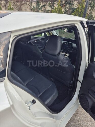 Toyota Prius 2017, 155,000 km - 1.8 l - Bakı