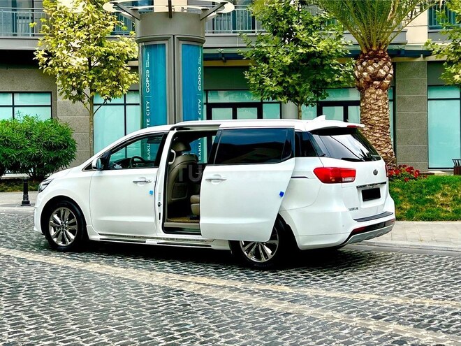 Kia Carnival 2016, 171,000 km - 2.2 l - Bakı