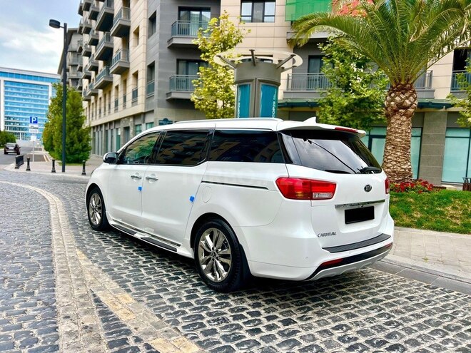 Kia Carnival 2016, 171,000 km - 2.2 l - Bakı