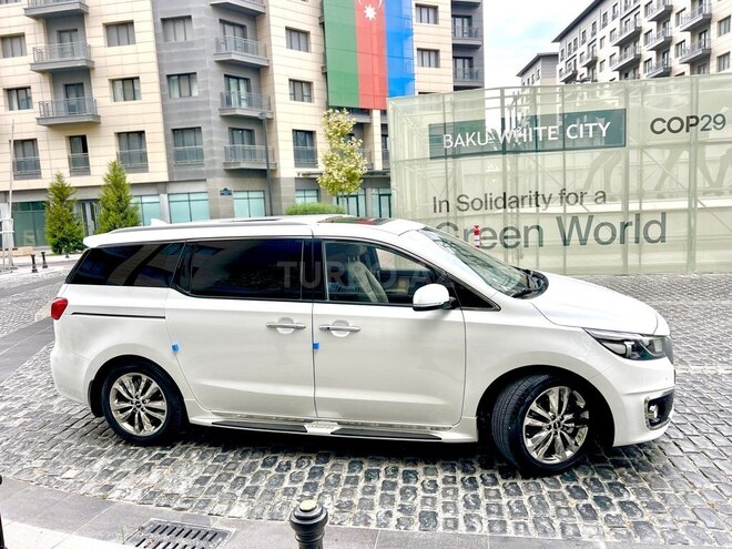 Kia Carnival 2016, 171,000 km - 2.2 l - Bakı