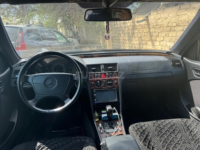 Mercedes C 200 1997, 366,500 km - 2.0 л - Bakı