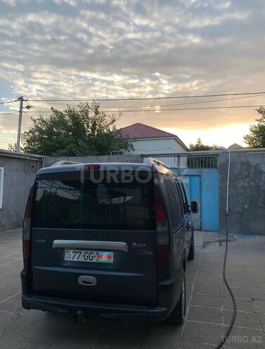 Fiat Doblo 2003, 366,514 km - 1.9 l - Şamaxı