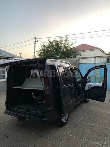Fiat Doblo 2003, 366,514 km - 1.9 l - Şamaxı