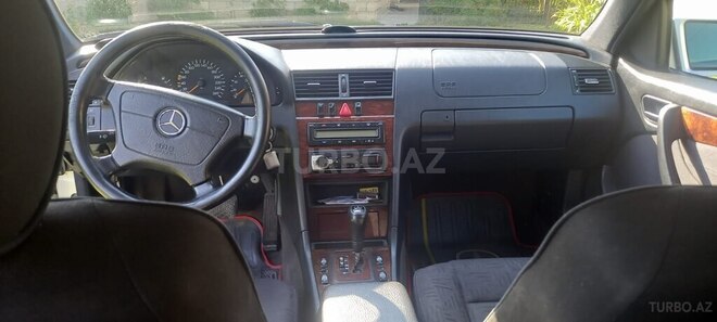 Mercedes C 240 1999, 300,000 km - 2.4 l - Balakən