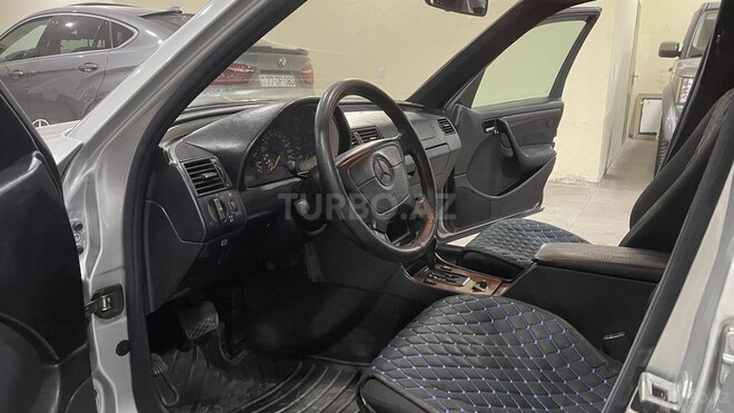 Mercedes C 240 1997, 247,000 km - 2.4 l - Sumqayıt