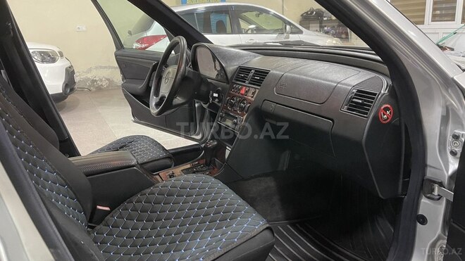 Mercedes C 240 1997, 247,000 km - 2.4 l - Sumqayıt