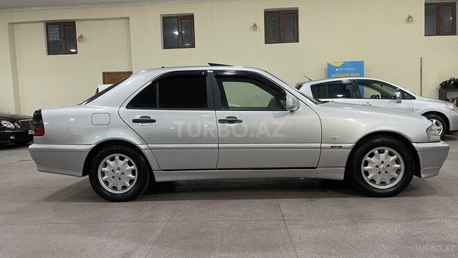 Mercedes C 240 1997, 247,000 km - 2.4 l - Sumqayıt