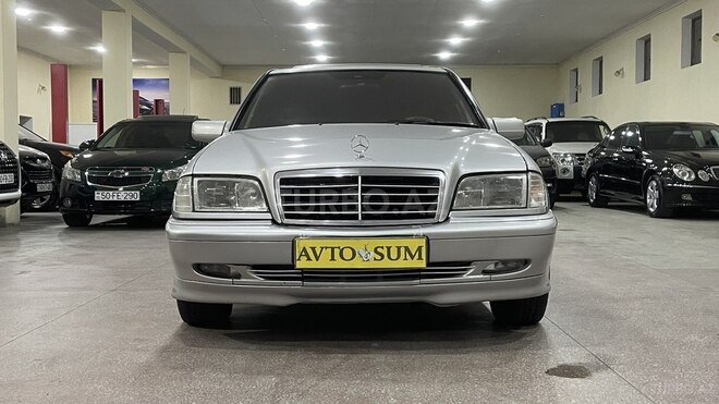 Mercedes C 240 1997, 247,000 km - 2.4 l - Sumqayıt