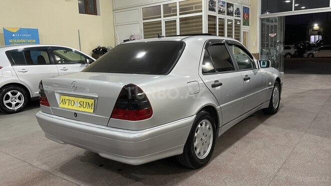 Mercedes C 240 1997, 247,000 km - 2.4 l - Sumqayıt