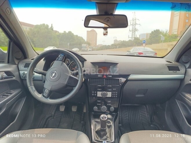 Opel Astra 2009, 257,303 km - 1.3 l - Bakı