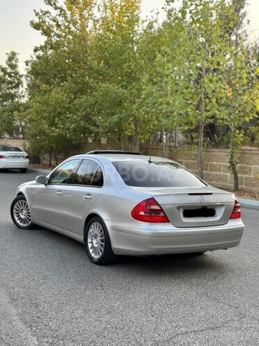 Mercedes E 270 2002, 261,487 km - 2.7 л - Bakı
