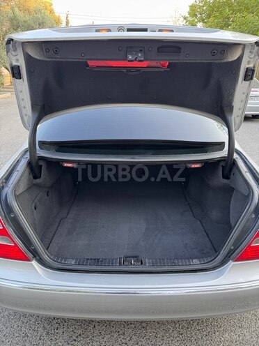 Mercedes E 270 2002, 261,487 km - 2.7 л - Bakı