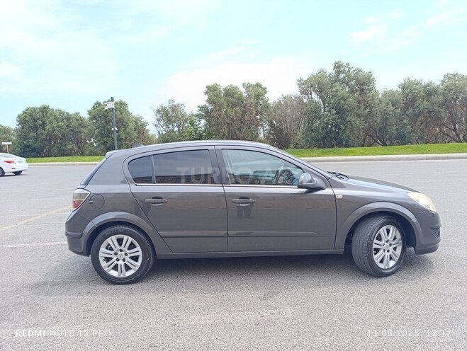 Opel Astra 2009, 257,303 km - 1.3 l - Bakı