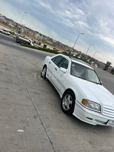 Mercedes C 230 1999, 264,000 km - 2.3 l - Bakı
