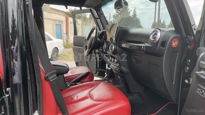 Jeep Wrangler-19