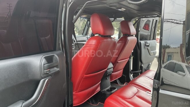 Jeep Wrangler-16
