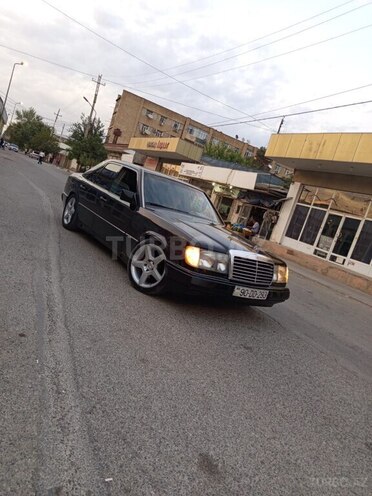 Mercedes E 230 1995, 363,500 km - 2.3 l - Şirvan