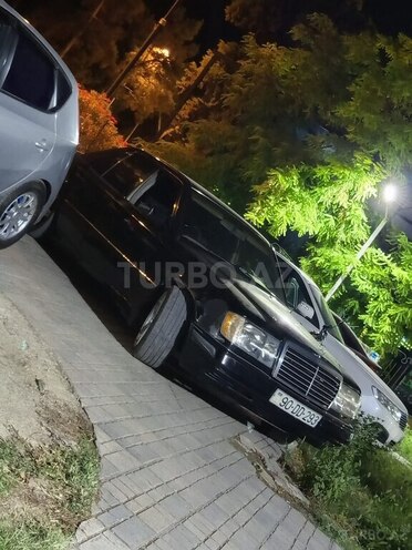 Mercedes E 230 1995, 363,500 km - 2.3 l - Şirvan