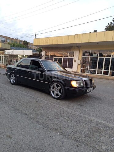 Mercedes E 230 1995, 363,500 km - 2.3 l - Şirvan