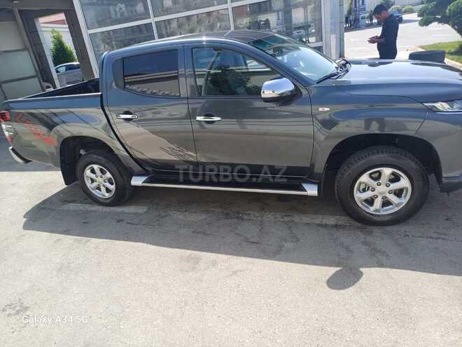Mitsubishi L200 2021, 105,000 km - 2.4 л - Bakı